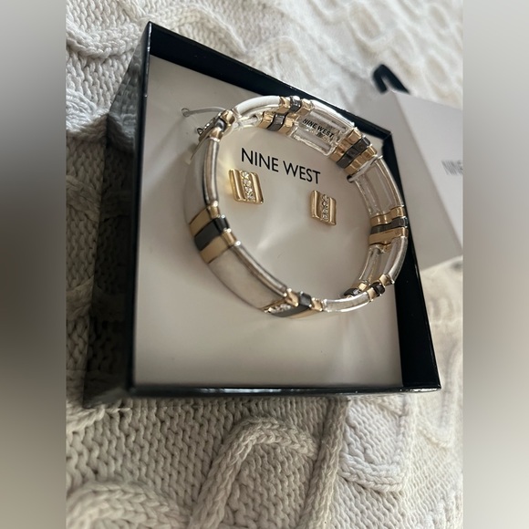 Nine West Gold and Silver Bracelet and Earring Set great gift! - Picture 6 of 11